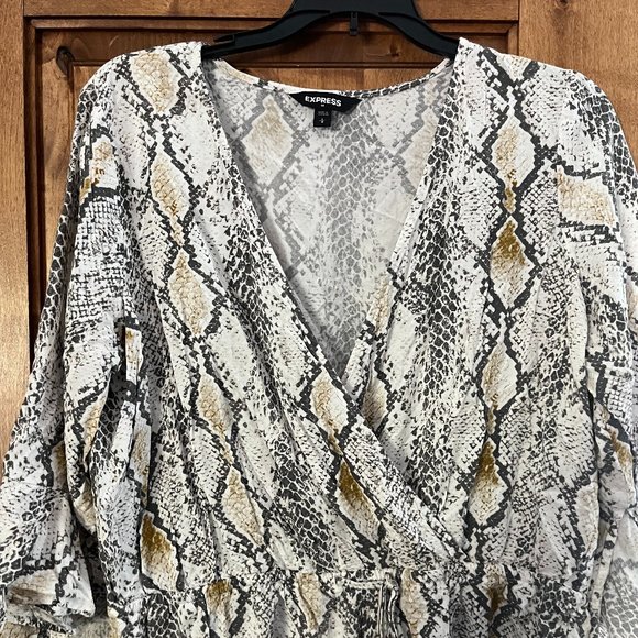 Snake print Romper - Picture 2 of 3